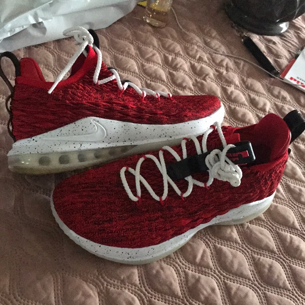 Nike Lebron 15 Low size 10.5 men’s